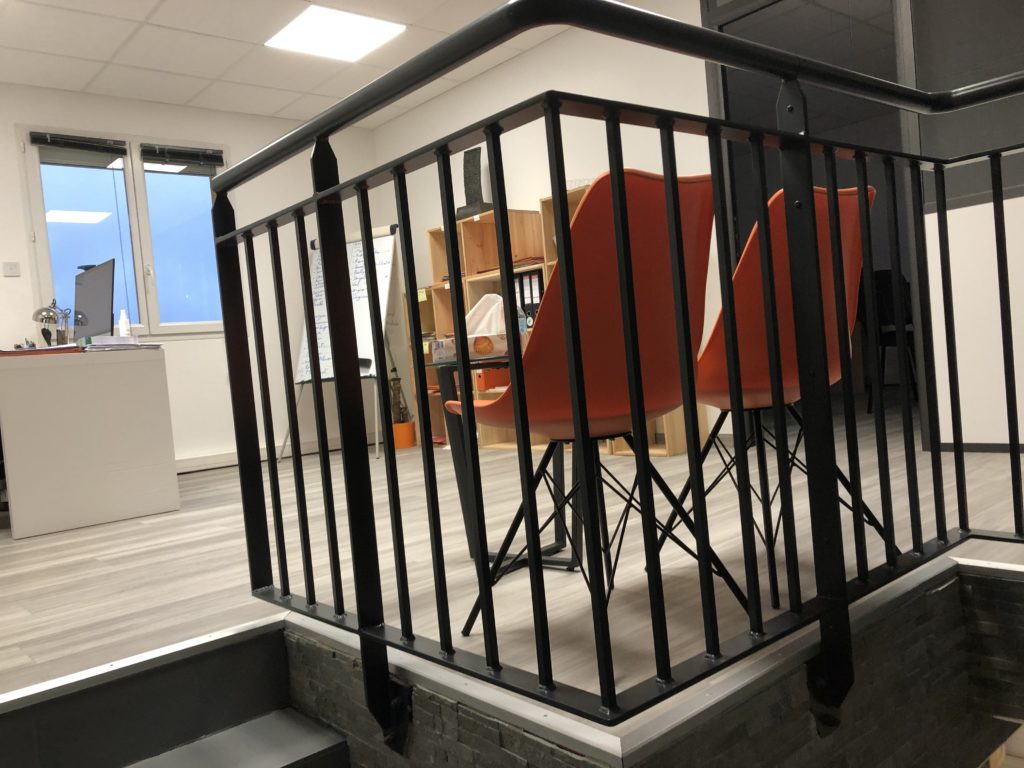 AMSD - Métallerie Isère - Garde-corps acier Escalier - Sud Est Façade